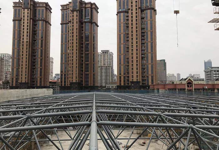 建瓯螺栓球网架结构